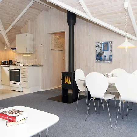 6 Person In Farvang-by Traum