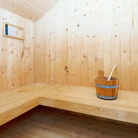 6 Person In Farvang-by Traum Feriehus Fårvang